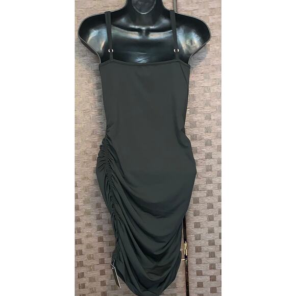 V-Neck Bodycon Mini Dress- Size Medium - Picture 4 of 4